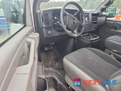 Zdjęcie 8 z 12 samochodu: 2024 GMC SAVANA G2500 VIN:1GTW7AFP1R1120042 - miniatura