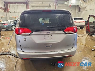 Zdjęcie 6 z 12 samochodu: 2020 CHRYSLER PACIFICA LIMITED VIN:2C4RC1GG3LR144224 - miniatura