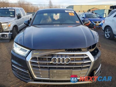 Piąte zdjęcie samochodu w środku: 2018 AUDI Q5 PREMIUM PLUS VIN:WA1BNAFY2J2041811 - miniatura