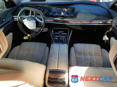 Zdjęcie 8 z 12 samochodu: 2023 BMW 740 I VIN:WBA23EH00PCN09836 - miniatura
