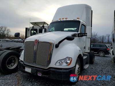 Drugie zdjęcie samochodu z przodu: 2016 KENWORTH CONSTRUCTION T680 VIN:1XKYA48X3GJ119209 - miniatura