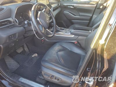 Zdjęcie 7 z 13 samochodu: 2021 TOYOTA HIGHLANDER HYBRID LIMITED VIN:5TDYARAH8MS007323 - miniatura