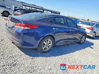 Trzecie zdjęcie samochodu z tyłu: 2018 KIA OPTIMA LX VIN:5XXGT4L34JG194308 - miniatura