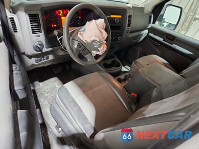 Zdjęcie 8 z 14 samochodu: 2017 NISSAN NV 1500 DELIVERY VAN VIN:1N6BF0KY6HN808987 - miniatura