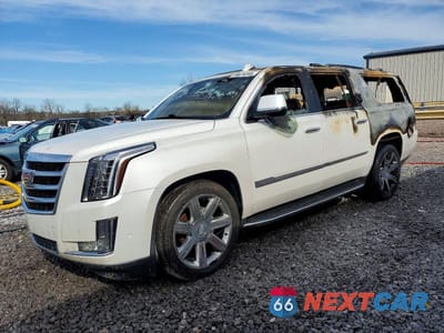 2017 CADILLAC ESCALADE ESV LUXURY 1GYS4HKJ1HR236952 - główne zdjęcie licytacji z USA - miniatura