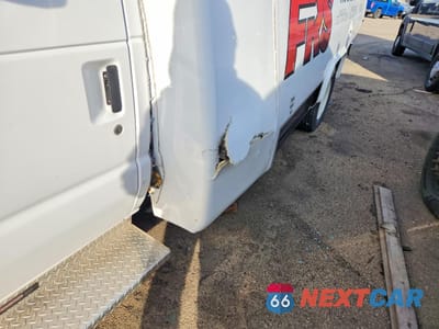 Zdjęcie 9 z 10 samochodu: 2023 FORD ECONOLINE E350 SUPER DUTY CUTAWAY VAN VIN:1FDEE3FN1PDD32216 - miniatura