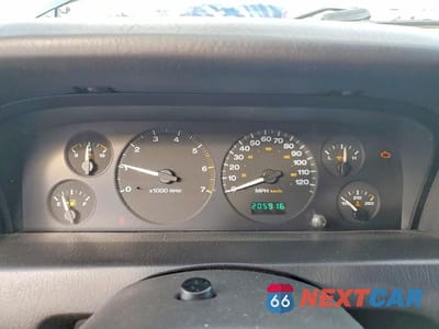 Zdjęcie 9 z 13 samochodu: 2004 JEEP GRAND CHEROKEE LAREDO VIN:1J4GW48S14C243812 - miniatura