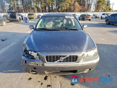 Piąte zdjęcie samochodu w środku: 2004 VOLVO S60 2.5T VIN:YV1RS59V242402023 - miniatura