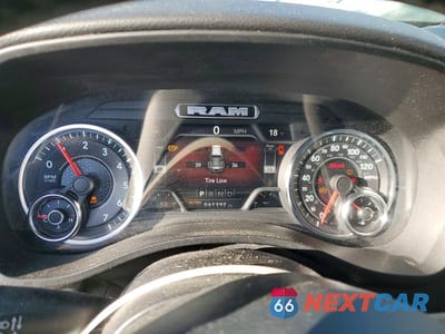Zdjęcie 9 z 12 samochodu: 2022 RAM 1500 BIG HORN/LONE STAR VIN:1C6SRFBT0NN137059 - miniatura