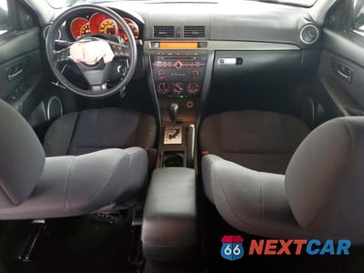 Zdjęcie 8 z 11 samochodu: 2006 MAZDA 3 S VIN:JM1BK324561426208 - miniatura