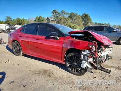 Czwarte zdjęcie samochodu z boku: 2022 TOYOTA CAMRY XSE VIN:4T1K61AK4NU025931 - miniatura