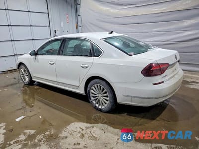 Drugie zdjęcie samochodu z przodu: 2017 VOLKSWAGEN PASSAT SE VIN:1VWBT7A33HC049153 - miniatura