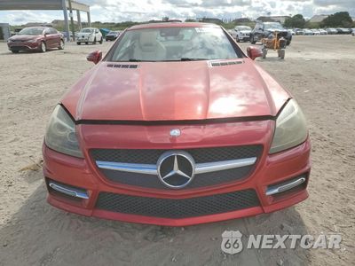 Piąte zdjęcie samochodu w środku: 2016 MERCEDES-BENZ SLK 300 VIN:WDDPK3JA7GF116942 - miniatura