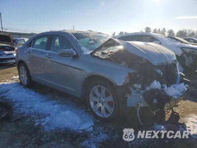 Czwarte zdjęcie samochodu z boku: 2013 CHRYSLER 200 TOURING VIN:1C3CCBBB6DN735531 - miniatura