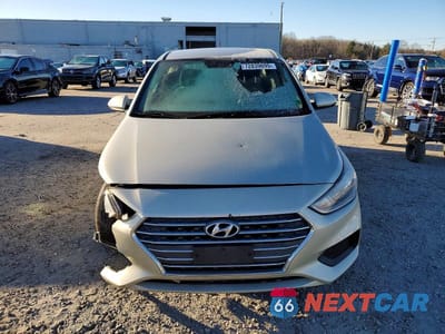 Piąte zdjęcie samochodu w środku: 2019 HYUNDAI ACCENT SE VIN:3KPC24A34KE065077 - miniatura