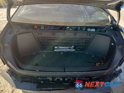 Zdjęcie 11 z 13 samochodu: 2025 TESLA CYBERTRUCK VIN:7G2CEHEE5SA059884 - miniatura