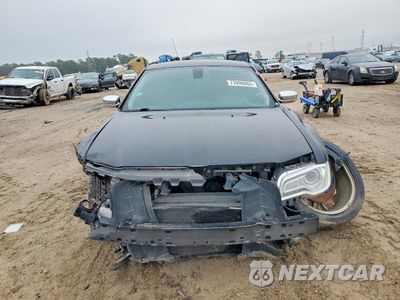 Piąte zdjęcie samochodu w środku: 2018 CHRYSLER 300 LIMITED VIN:2C3CCAEG9JH136869 - miniatura