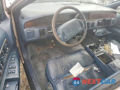Zdjęcie 8 z 12 samochodu: 1992 BUICK ROADMASTER LIMITED VIN:1G4BT5374NR427895 - miniatura