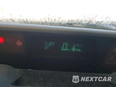 Zdjęcie 9 z 15 samochodu: 2006 TOYOTA PRIUS VIN:JTDKB20U563137265 - miniatura