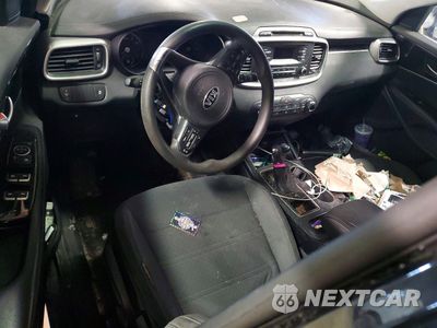 Zdjęcie 8 z 14 samochodu: 2016 KIA SORENTO LX VIN:5XYPG4A36GG124997 - miniatura