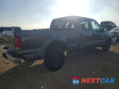 Trzecie zdjęcie samochodu z tyłu: 2004 FORD F250 SUPER DUTY VIN:1FTNW20L74EA63180 - miniatura