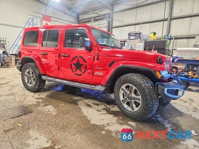 Czwarte zdjęcie samochodu z boku: 2022 JEEP WRANGLER UNLIMITED SAHARA VIN:1C4HJXEN0NW268855 - miniatura