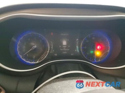 Zdjęcie 9 z 12 samochodu: 2018 CHRYSLER PACIFICA TOURING L VIN:2C4RC1BG1JR330879 - miniatura