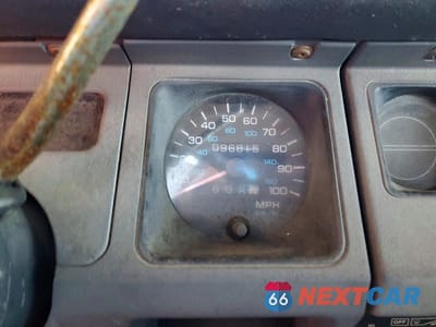 Zdjęcie 9 z 12 samochodu: 1993 JEEP WRANGLER VIN:1J4FY29SXPP269556 - miniatura