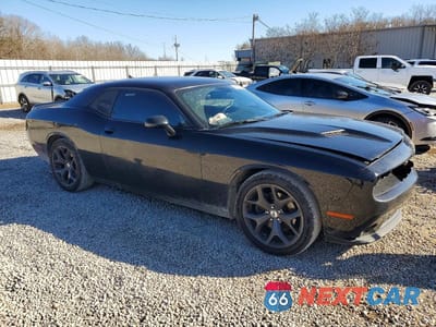 Czwarte zdjęcie samochodu z boku: 2018 DODGE CHALLENGER SXT VIN:2C3CDZAG0JH333883 - miniatura