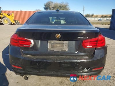 Zdjęcie 6 z 12 samochodu: 2017 BMW 320 I VIN:WBA8A9C56HK620277 - miniatura