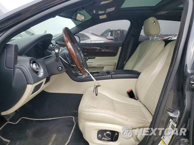 Zdjęcie 7 z 12 samochodu: 2017 JAGUAR XJL PORTFOLIO VIN:SAJWA2G75H8W12117 - miniatura