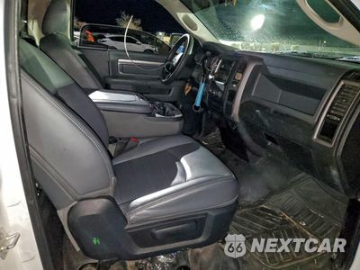 Zdjęcie 10 z 12 samochodu: 2014 RAM 1500 ST VIN:3C6JR6AT5EG209119 - miniatura