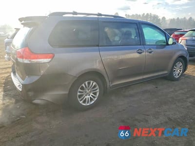 Trzecie zdjęcie samochodu z tyłu: 2011 TOYOTA SIENNA XLE VIN:5TDYK3DC8BS091571 - miniatura
