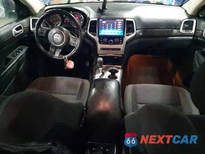 Zdjęcie 8 z 14 samochodu: 2012 JEEP GRAND CHEROKEE LAREDO VIN:1C4RJFAG3CC160377 - miniatura