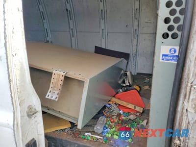 Zdjęcie 11 z 14 samochodu: 2007 CHEVROLET EXPRESS G1500 UTILITY / SERVICE VAN VIN:1GCFG15X371149301 - miniatura