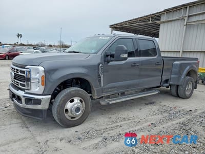 2025 FORD F350 SUPER DUTY 1FT8W3DT6SEC67625 - główne zdjęcie licytacji z USA - miniatura