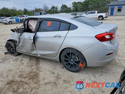Drugie zdjęcie samochodu z przodu: 2017 CHEVROLET CRUZE LS VIN:1G1BC5SM9H7251799 - miniatura