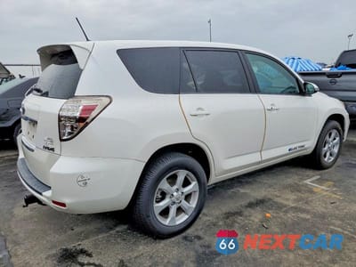 Trzecie zdjęcie samochodu z tyłu: 2013 TOYOTA RAV4 EV VIN:2T3YL4DV2DW001708 - miniatura