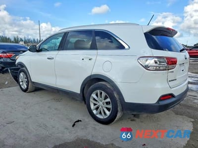 Drugie zdjęcie samochodu z przodu: 2017 KIA SORENTO LX VIN:5XYPG4A36HG235745 - miniatura