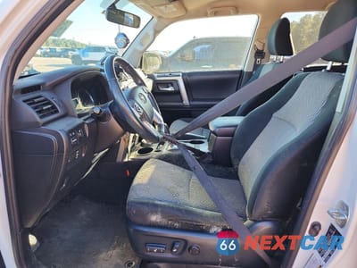 Zdjęcie 7 z 14 samochodu: 2018 TOYOTA 4RUNNER SR5/SR5 PREMIUM VIN:JTEBU5JR4J5572566 - miniatura