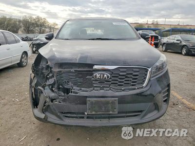 Piąte zdjęcie samochodu w środku: 2019 KIA SORENTO L VIN:5XYPG4A34KG527997 - miniatura