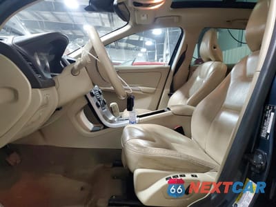 Zdjęcie 7 z 14 samochodu: 2012 VOLVO XC60 3.2 VIN:YV4952DZ7C2243579 - miniatura