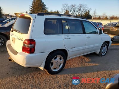 Trzecie zdjęcie samochodu z tyłu: 2006 TOYOTA HIGHLANDER LIMITED VIN:JTEEP21A460161377 - miniatura