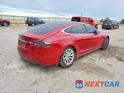 Trzecie zdjęcie samochodu z tyłu: 2017 TESLA MODEL S VIN:5YJSA1E28HF192464 - miniatura
