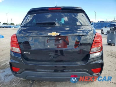 Zdjęcie 6 z 12 samochodu: 2020 CHEVROLET TRAX LS VIN:KL7CJKSBXLB330402 - miniatura