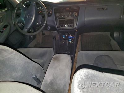 Zdjęcie 8 z 12 samochodu: 2000 HONDA ACCORD EX VIN:1HGCG5556YA054548 - miniatura