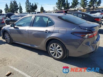 Drugie zdjęcie samochodu z przodu: 2023 TOYOTA CAMRY LE VIN:4T1C11BK4PU080707 - miniatura