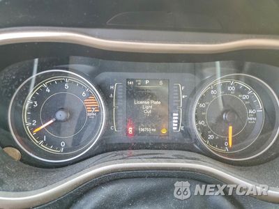 Zdjęcie 9 z 14 samochodu: 2016 JEEP CHEROKEE SPORT VIN:1C4PJLAB2GW113680 - miniatura