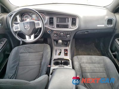 Zdjęcie 8 z 11 samochodu: 2011 DODGE CHARGER VIN:2B3CL3CGXBH556041 - miniatura