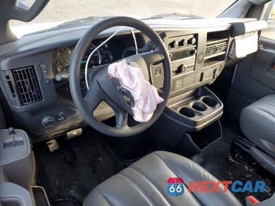 Zdjęcie 8 z 12 samochodu: 2025 CHEVROLET EXPRESS G3500 VIN:1GCZGGF7XS1105299 - miniatura